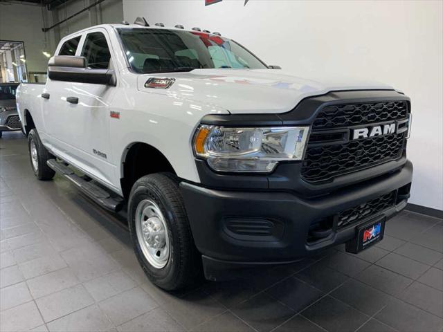 2020 RAM 2500 Tradesman Crew Cab 4X4 64 Box