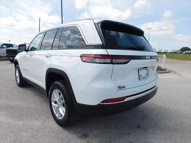 2025 Jeep Grand Cherokee GRAND CHEROKEE LAREDO X 4X2