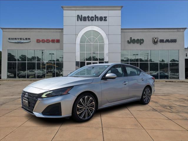 2023 Nissan Altima SL FWD
