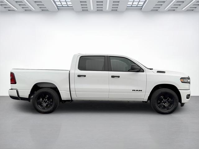 2025 RAM Ram 1500 RAM 1500 TRADESMAN CREW CAB 4X4 57 BOX