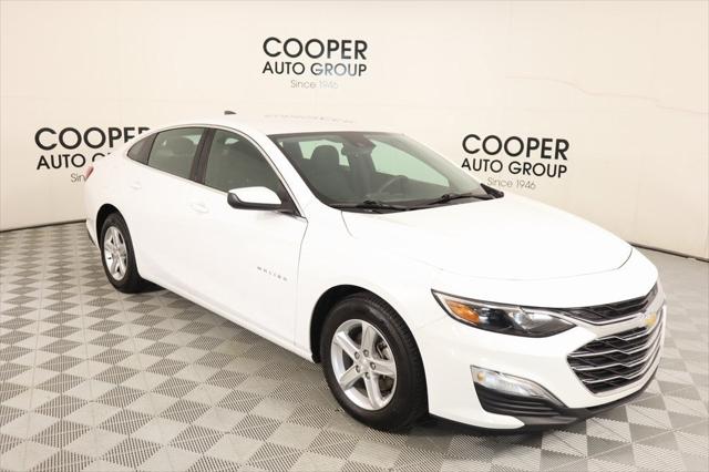 2022 Chevrolet Malibu FWD 1FL