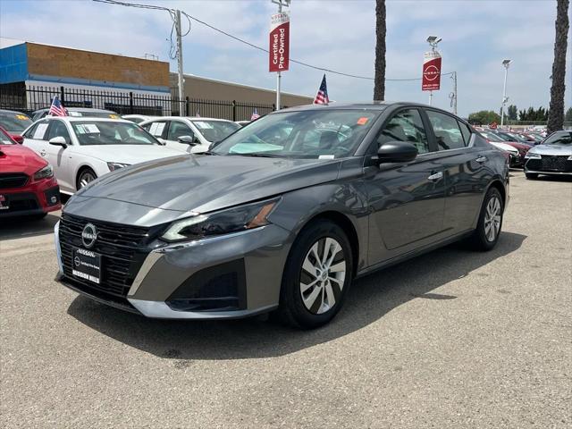 2025 Nissan Altima S FWD