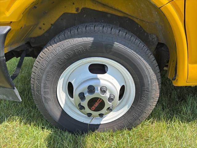 2021 GMC Savana Cutaway Work Van 2021 GMC Savana Cutaway Work Van