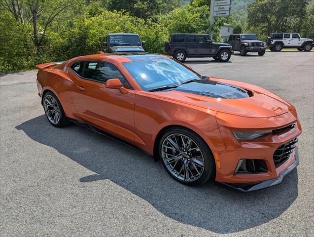 2022 Chevrolet Camaro RWD Coupe ZL1