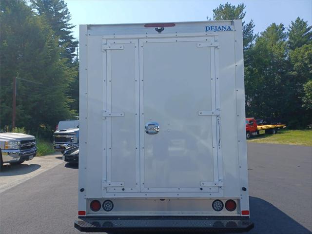 2025 Chevrolet Express Cutaway Work Van