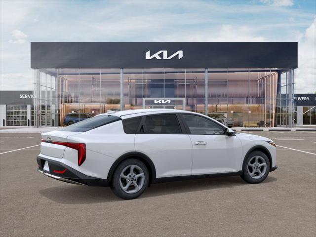 2025 Kia K4 LXS