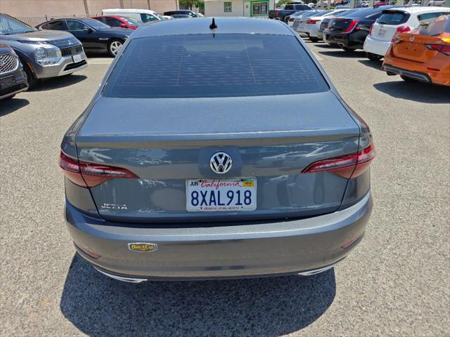 2021 Volkswagen Jetta 1.4T R-Line