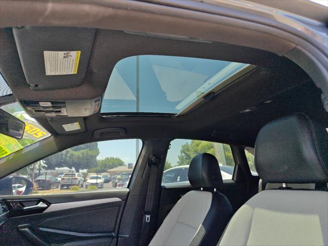 2021 Volkswagen Jetta 1.4T R-Line