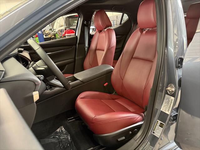 2024 Mazda Mazda3 2.5 S Carbon Edition