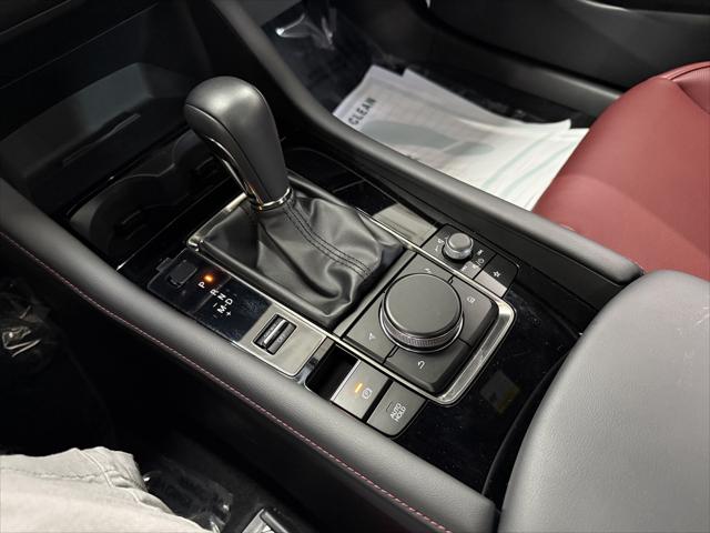 2024 Mazda Mazda3 2.5 S Carbon Edition