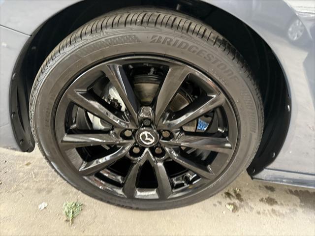 2024 Mazda Mazda3 2.5 S Carbon Edition