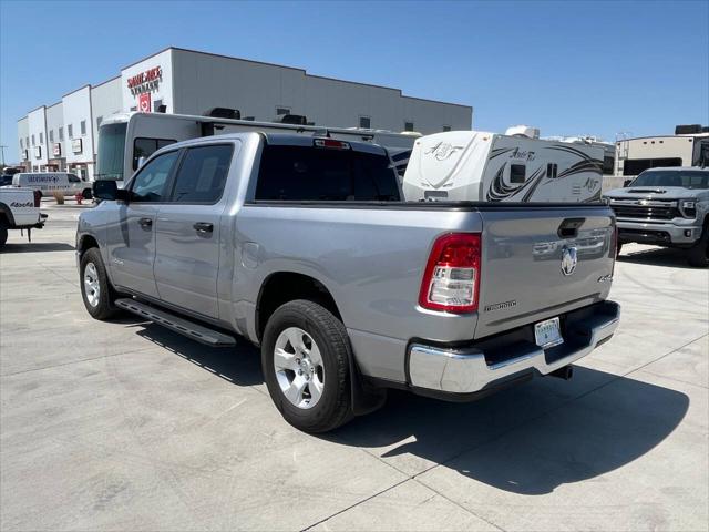 2024 Ram 1500 Big Horn Crew Cab 4x4 5'7" Box
