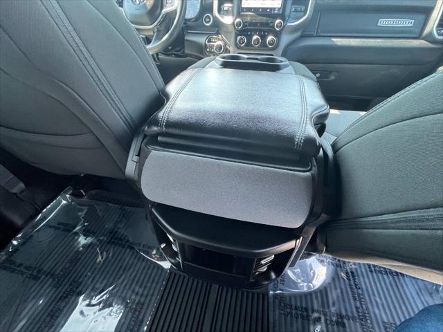 2024 Ram 1500 Big Horn Crew Cab 4x4 5'7" Box