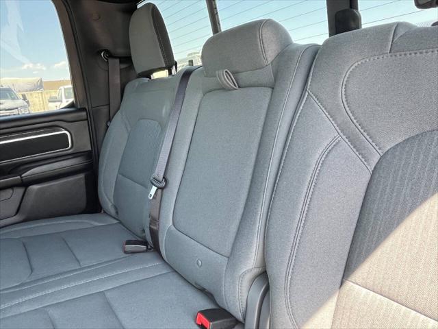 2024 Ram 1500 Big Horn Crew Cab 4x4 5'7" Box