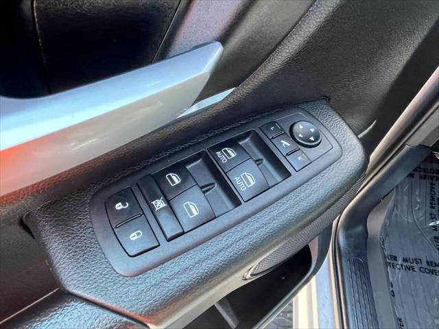 2024 Ram 1500 Big Horn Crew Cab 4x4 5'7" Box