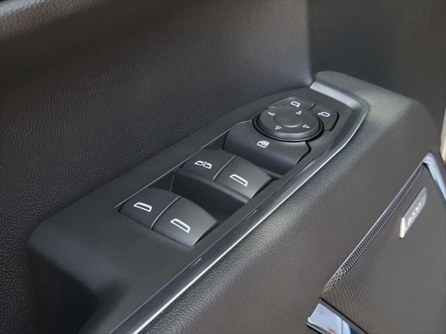 2025 Chevrolet Silverado 1500 4WD Crew Cab Standard Bed LT Trail Boss