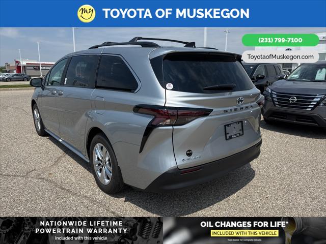 2025 Toyota Sienna XLE