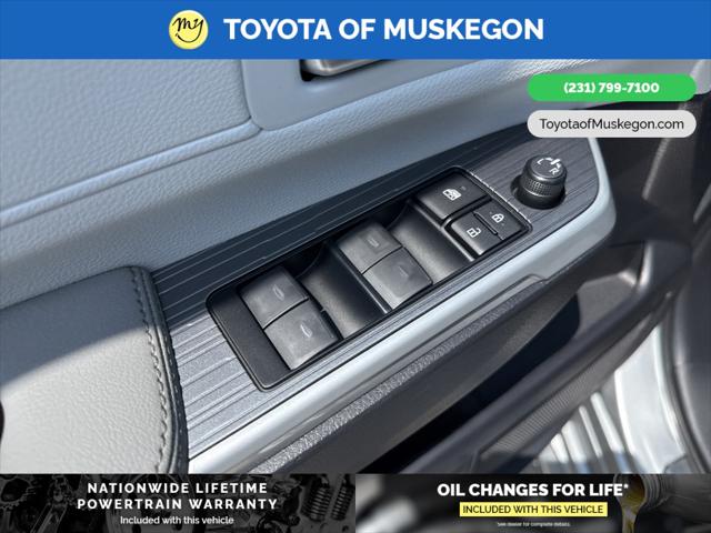 2025 Toyota Sienna XLE