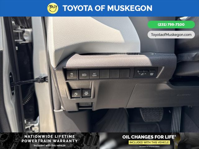 2025 Toyota Sienna XLE