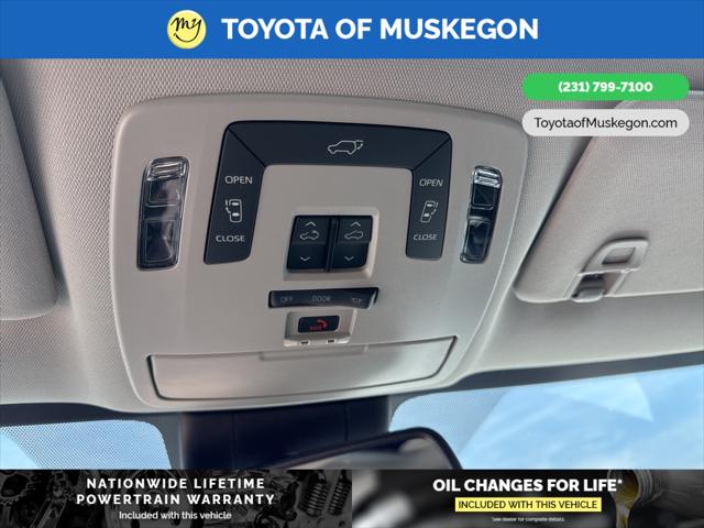 2025 Toyota Sienna XLE