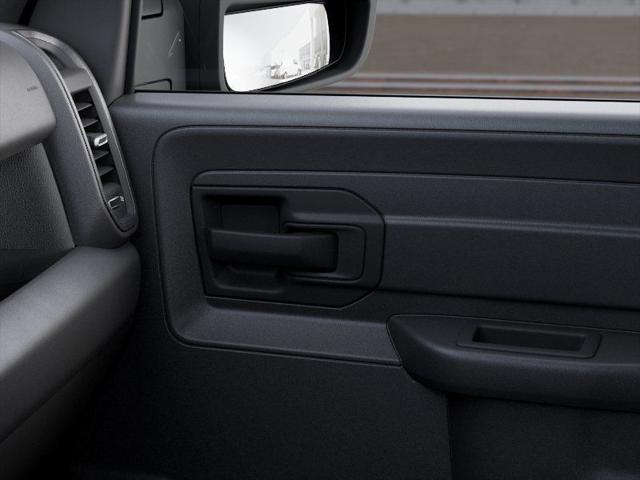 2025 Ram 3500 Chassis Cab Tradesman/Big Horn