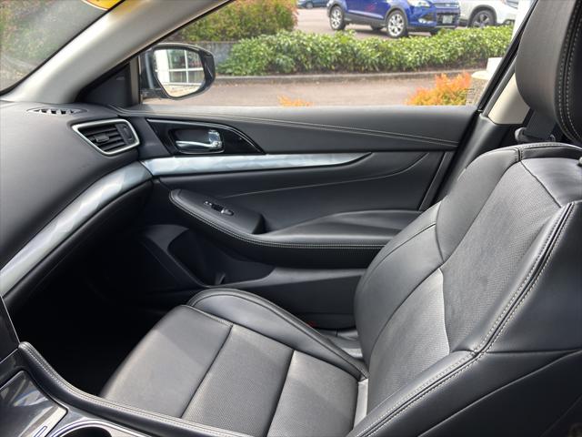 2023 Nissan Maxima SV Xtronic CVT
