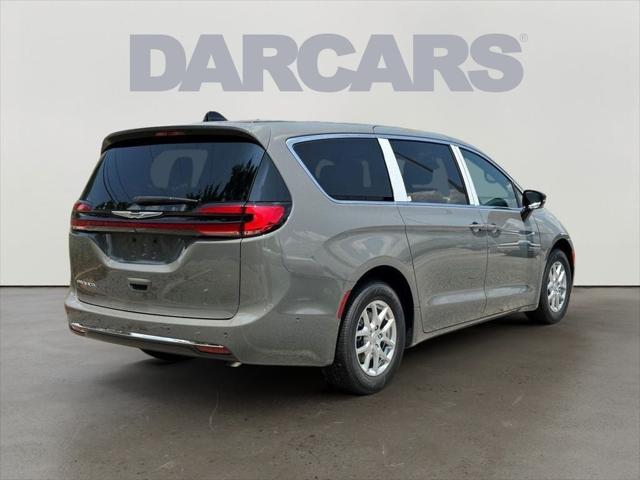 2025 Chrysler Pacifica PACIFICA SELECT