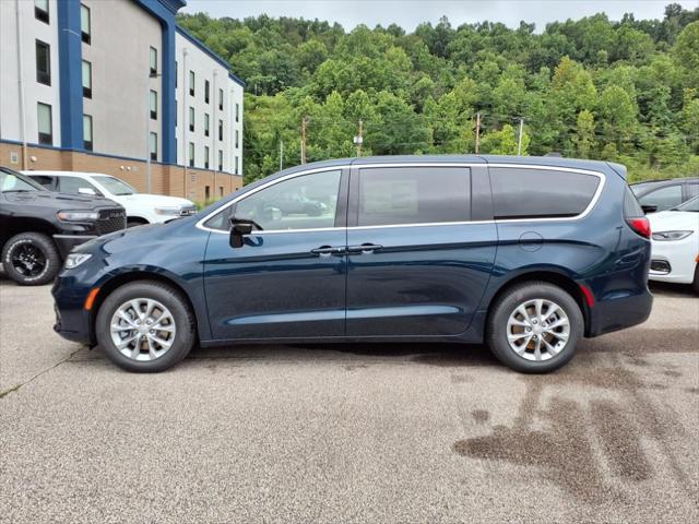 2025 Chrysler Pacifica PACIFICA SELECT AWD