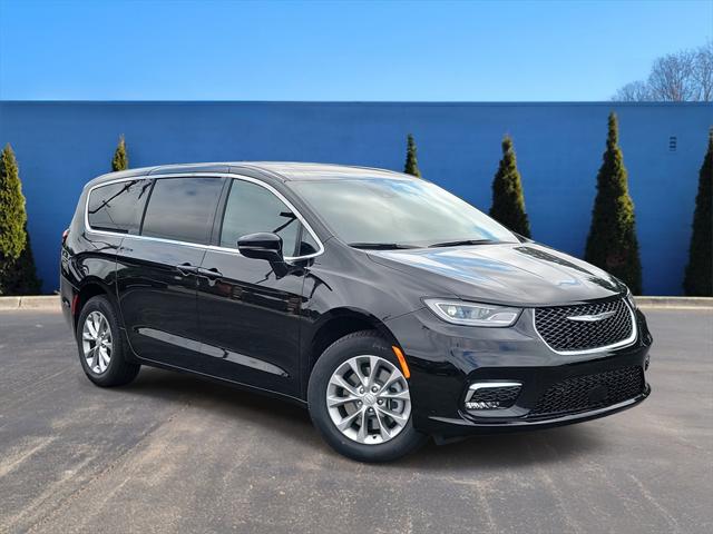2025 Chrysler Pacifica PACIFICA SELECT AWD