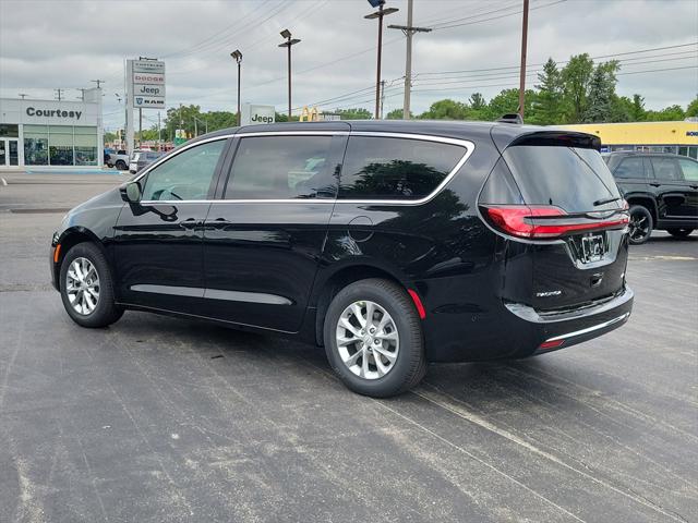 2025 Chrysler Pacifica PACIFICA SELECT AWD