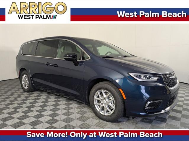 2025 Chrysler Pacifica PACIFICA SELECT