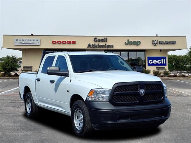 2022 RAM 1500 Classic Tradesman Crew Cab 4x4 57 Box