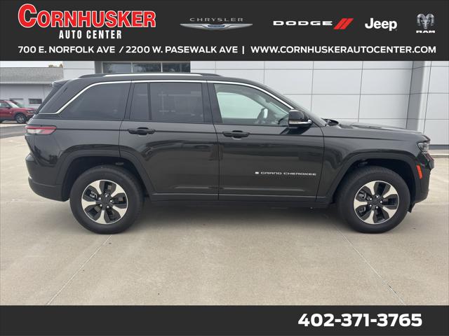 2023 Jeep Grand Cherokee 4xe  2023 Jeep Grand Cherokee 4xe