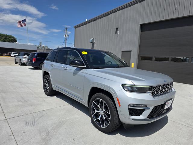 2023 Jeep Grand Cherokee 4xe Summit Reserve 2023 Jeep Grand Cherokee 4xe Summit Reserve
