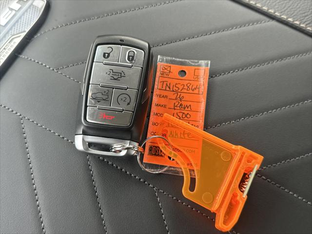 2026 RAM Ram 1500 RAM 1500 TUNGSTEN CREW CAB 4X4 2026 RAM Ram 1500 RAM 1500 TUNGSTEN CREW CAB 4X4