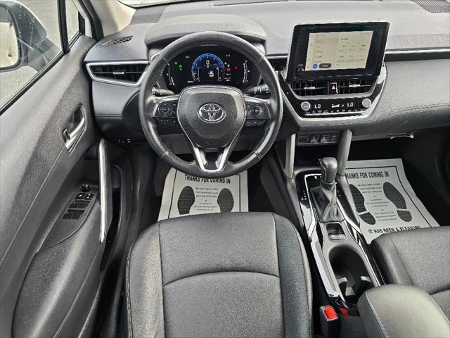 2023 Toyota Corolla Cross XLE