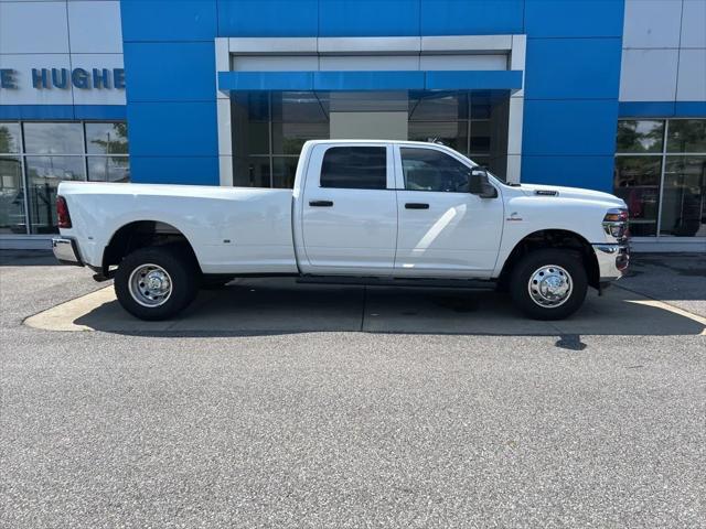 2025 RAM Ram 3500 RAM 3500 TRADESMAN CREW CAB 4X4 8 BOX