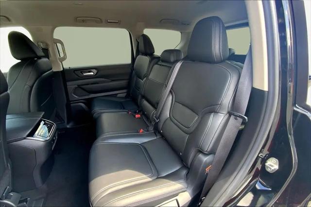 2025 Nissan Armada SV 4WD