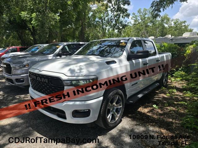 2025 RAM 1500 Tradesman Crew Cab 4x4 57 Box