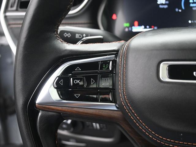 2022 Jeep Grand Cherokee Summit 4x2