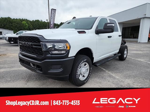 2023 RAM 2500 Tradesman Crew Cab 4x4 64 Box