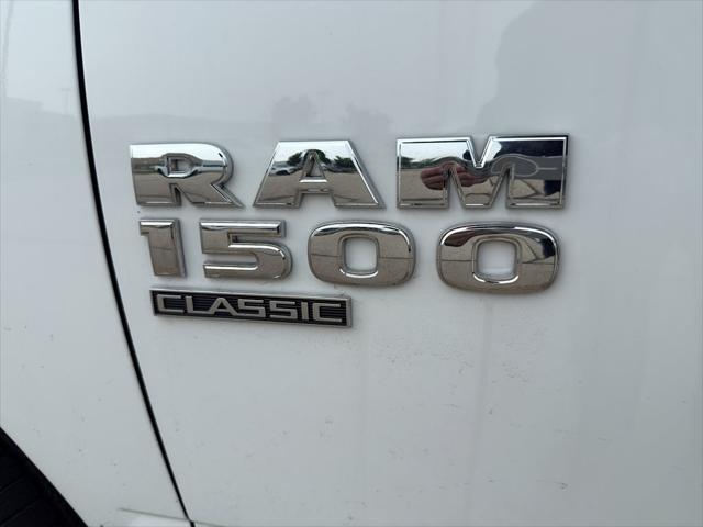 2023 RAM 1500 Classic SLT Crew Cab 4x4 57 Box