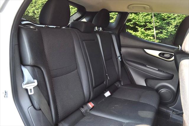 2021 Nissan Rogue Sport S FWD Xtronic CVT