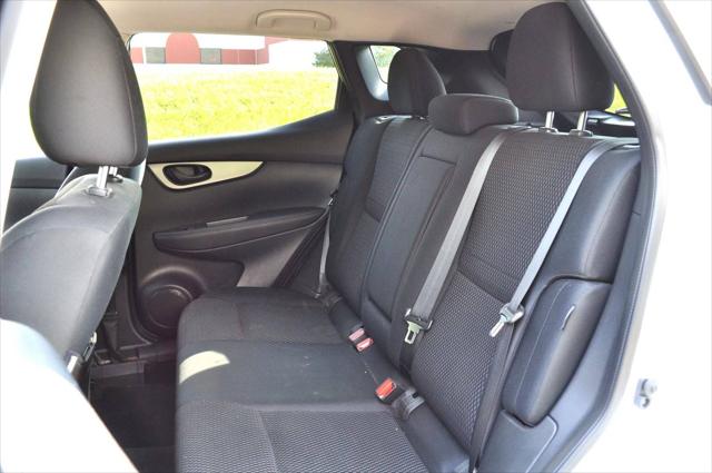 2021 Nissan Rogue Sport S FWD Xtronic CVT