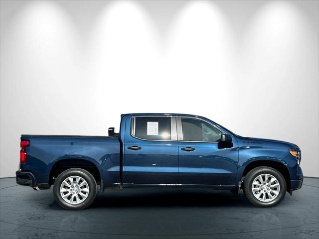 2023 Chevrolet Silverado 1500 2WD Crew Cab Short Bed Custom