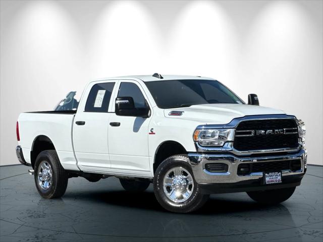 2024 RAM 2500 Tradesman Crew Cab 4x4 64 Box