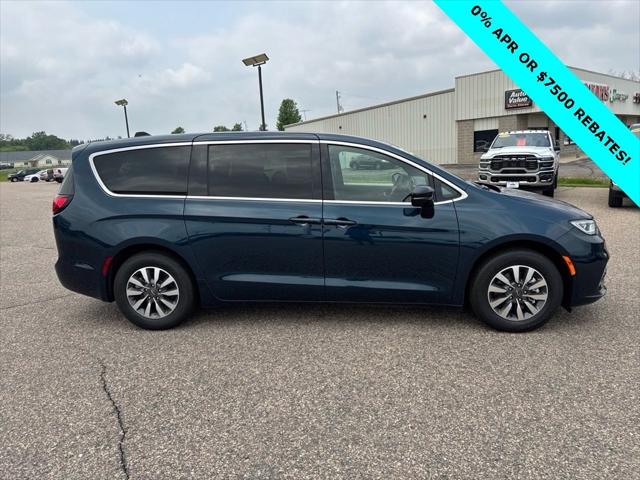 2025 Chrysler Pacifica Hybrid PACIFICA PLUG-IN HYBRID SELECT