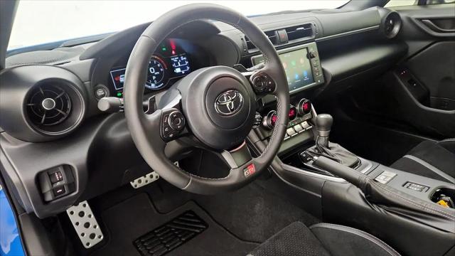 2024 Toyota GR86 Premium