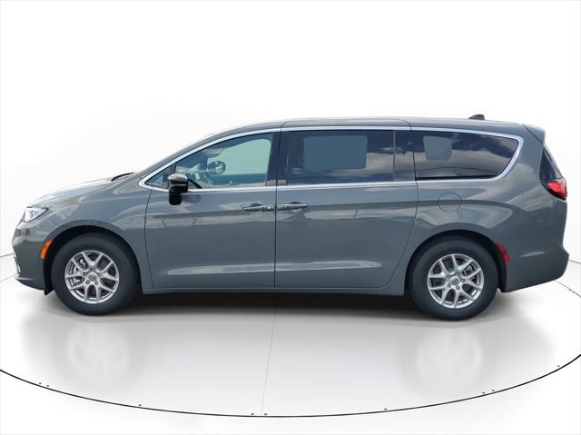 2025 Chrysler Pacifica PACIFICA SELECT