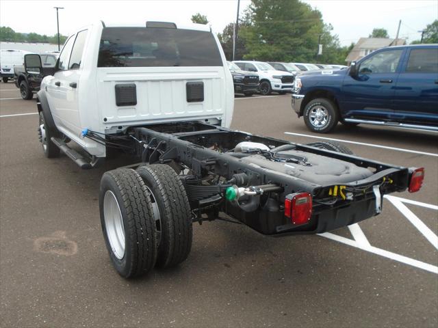 2024 RAM Ram 4500 Chassis Cab RAM 4500 TRADESMAN CHASSIS CREW CAB 4X4 60 CA